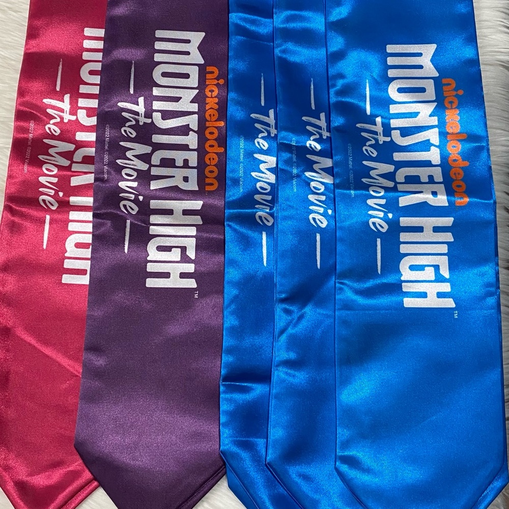 Monster High Graduation Sashes (set of 5)